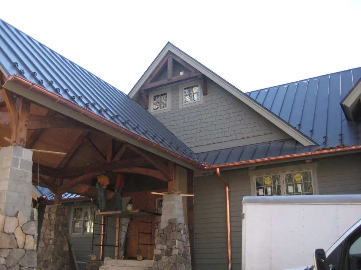 Craftsman Roofing team delivering quality roofing work in Nealmont